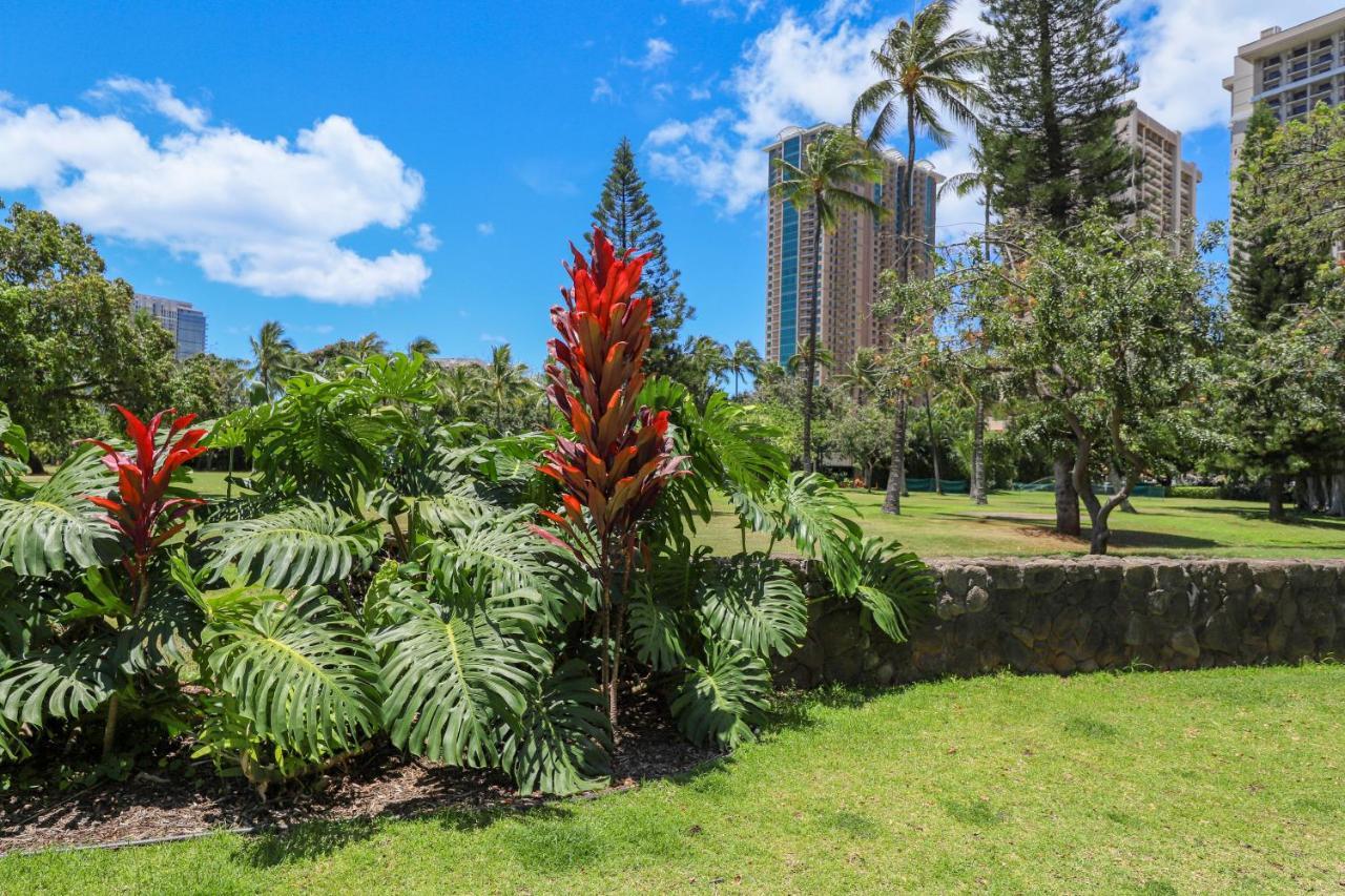 Apartments At Palms Waikiki Honolulu Exteriör bild